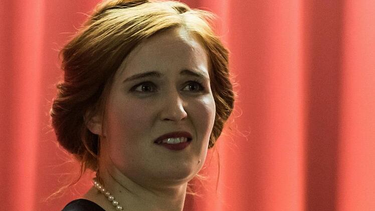 Reichlich Beifall gab es für den Ella-Fitzgerald-Abend, den Laura Mann und Florian Berndt im Foyer des neuen Coburger Wohnbau-Domizils gestalteten.Jochen Berger