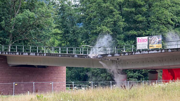 Talbrücke im Odenwald gesprengt