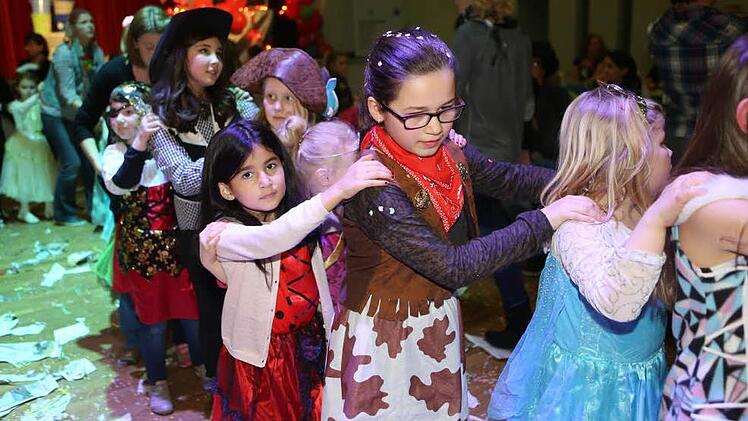 Impressionen vom Kulmbacher Kinderfasching in der Dr.-Stammberger-Halle Foto: Barbara Herbst