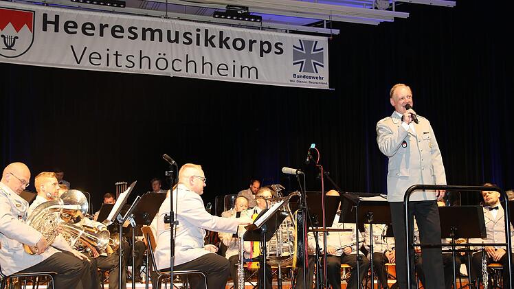 Orchester Foto: Desombre