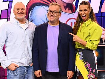 In "Die Unzerquizbaren" treten die Quiz-erfahrenen Entertainer gegen f&uuml;nf Kandidaten und Kandidatinnen an.