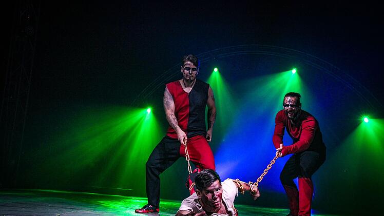 Würzburg: "Zirkus des Horrors" mit außergewöhnlicher Show - und "echtem Blut"