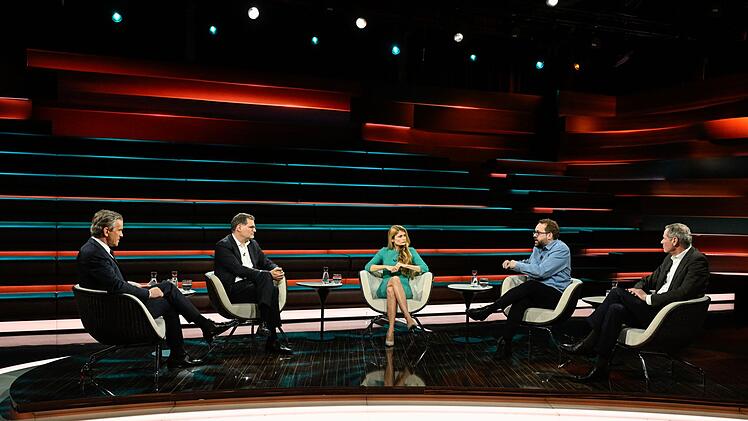 Am Donnerstagabend besch&auml;ftigte die Diskussionsrunde bei "Markus Lanz" die Frage, wie es im Krieg in der Ukraine weitergeht.