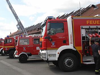 Die Kulmbacher Feuerwehr verfügt über 14 Fahrzeuge und fünf Anhänger. Ein Kommandowagen hat einen Motorschaden und muss dringend ersetzt werden. Foto: Sonja Adam