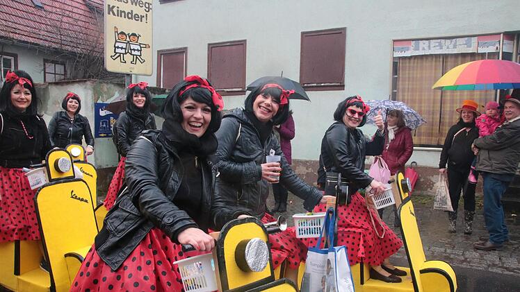 Eindrücke vom Dienbacher Faschingszug 2020. Foto: Ralf Ruppert