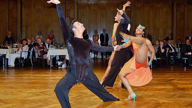 Ein Ereignis ersten Ranges war das Tanzturnier im Regentenbau. Foto: Sigismund von Dobschütz