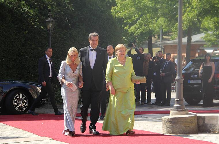 Bayreuther Festspiele: Angela Merkel wieder zu Gast bei Premiere - Vimarsana News