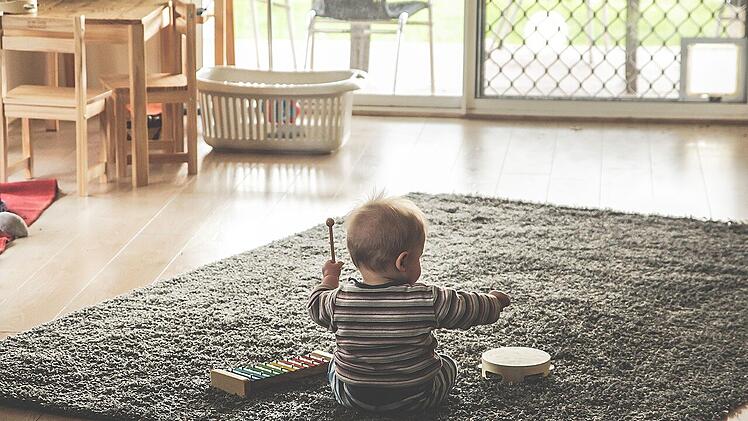 Das Abhalten bei Babys wird immer beliebter.
