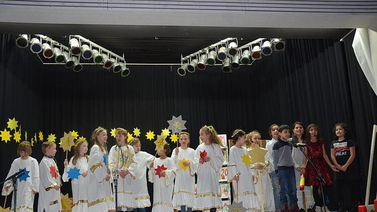 Kinder muslimischen Glaubens fragten die Sternchen: Was ist ein Adventskalender? K.- H. Hofmann