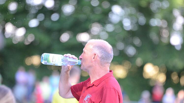 Martin Halbig konnte mit der Leistung seines Teams bei der 1:4-Niederlage gegen den Regionalligisten TSV Aubstadt zufrieden sein. Foto: Jürgen Schmitt