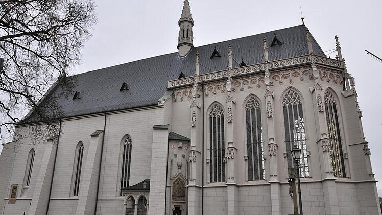 Die Ritterkapelle in Haßfurt. Am 12. November werden 250 Besucher von den Kirchenbänken aus der Deutschrock-Band "Haudegen" zuhören. Foto: Ulrike Langer