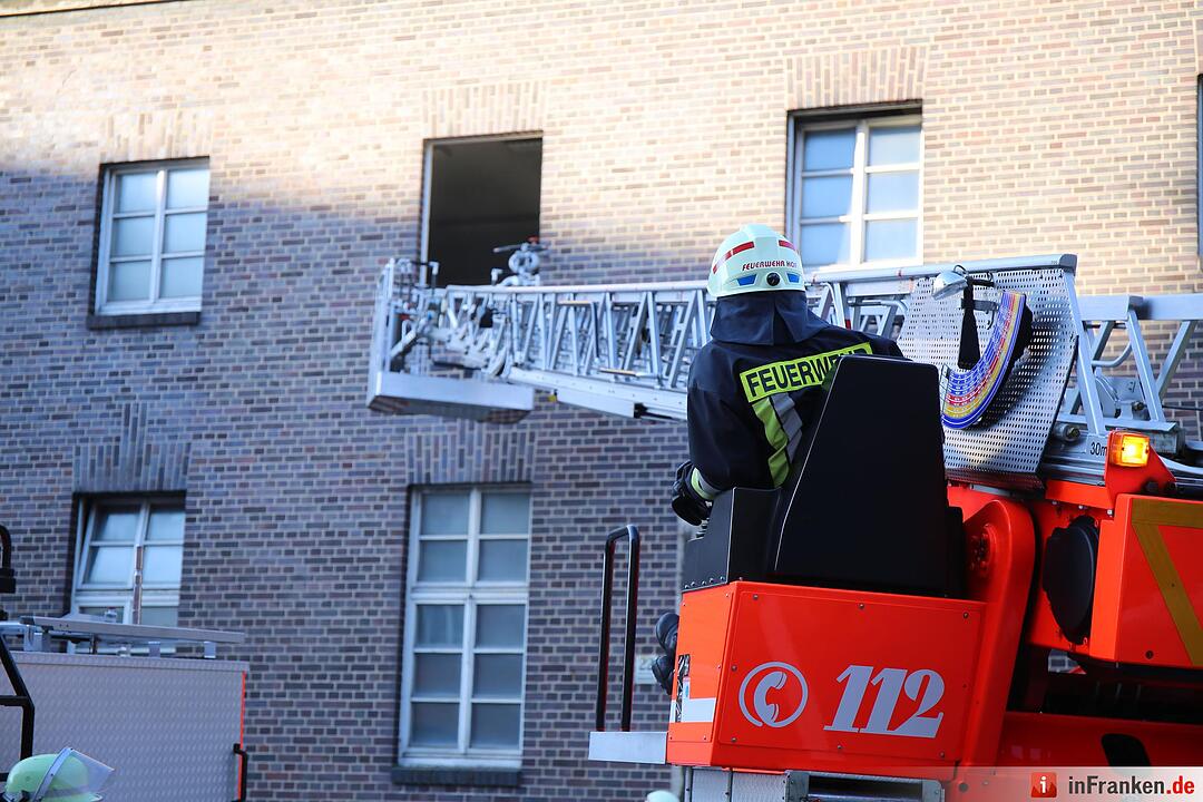 Brand im ehemaligen Postgebäude in Hof