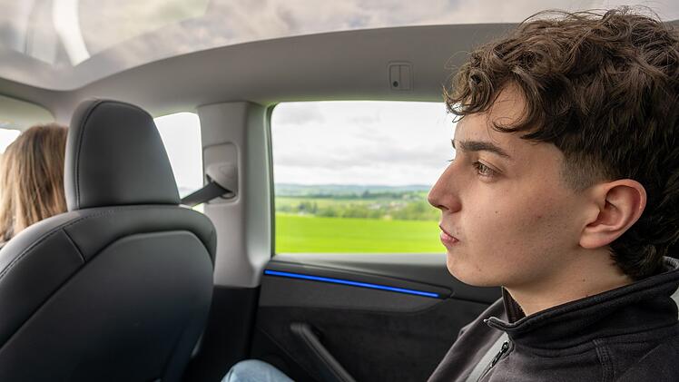 Warum selbstfahrende Taxis in der Eifel unterwegs sind