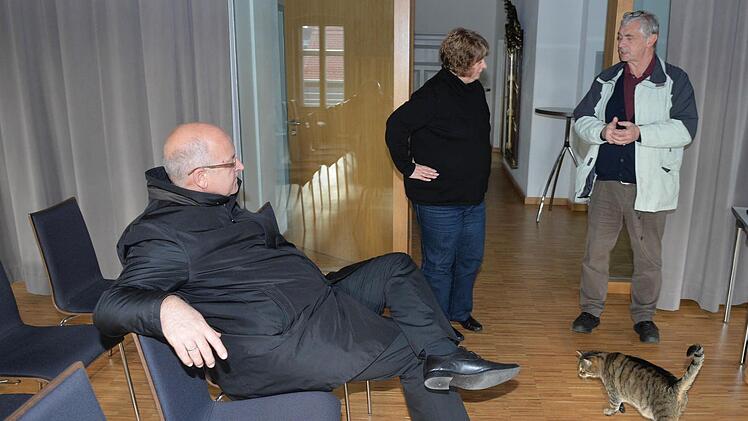 Der Bürermeister und drei seiner MitarbeiterFoto: Ronald Rinklef