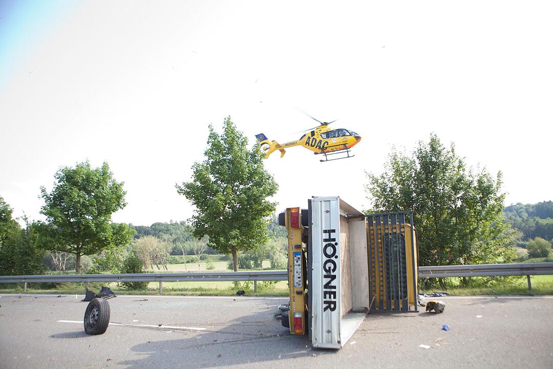 Ansbach: Fünfköpfige Familie bei Unfall verletzt