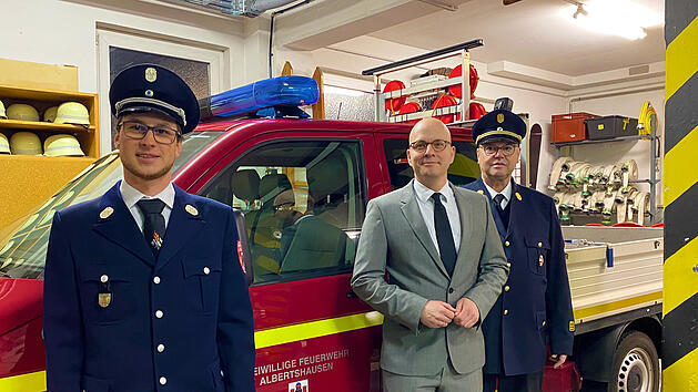 Albertshausen b. Bad Kissingen: Freiwillige Feuerwehr mit neuem Sonderfahrzeug - das ist seine Funktion