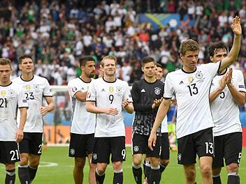 Gestern sicherte sich die Nationalelf den Gruppensieg: Wer ist der gegner im Achtelfinale? Foto: Peter Kneffel/dpa