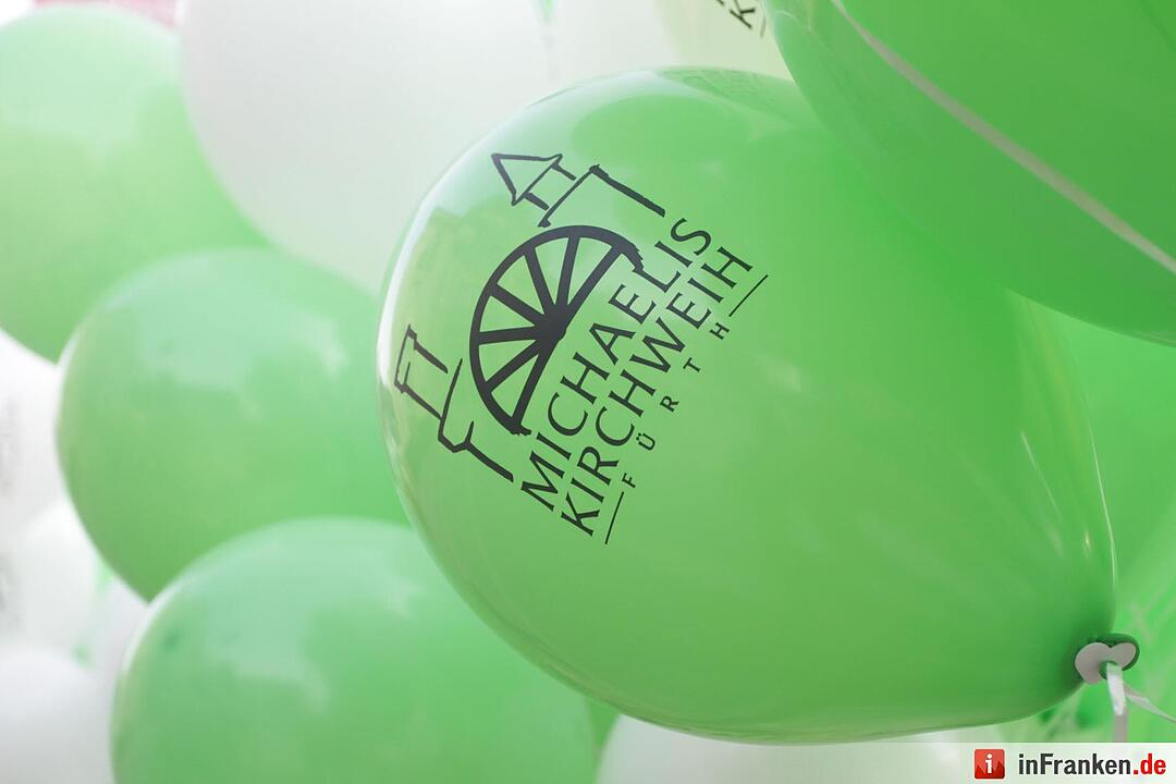 Fürther Michaeliskirchweih eröffnet