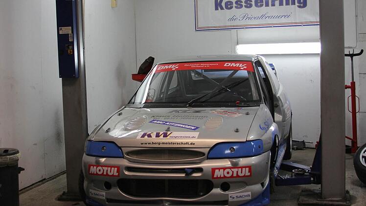 Im Winter steht er nur in der Halle: Struckmanns Ford Escort Cosworth. Foto: Gerd Ludwig