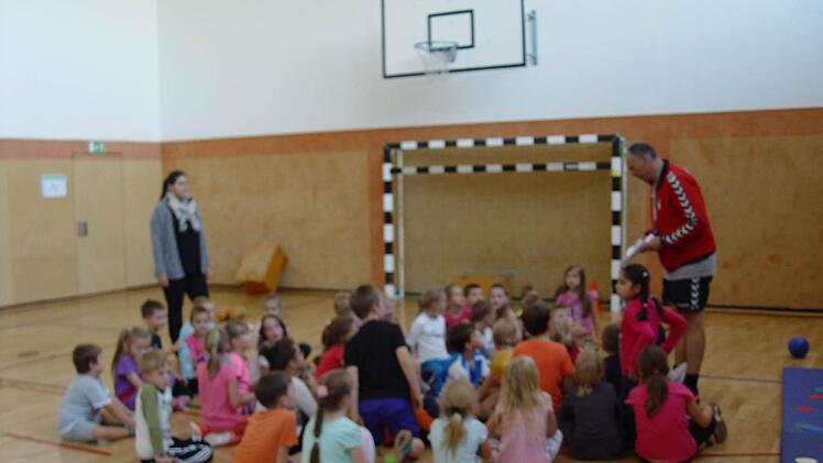 Handball-Aktionstag an der Bad Brückenauer Grundschule. Foto: Brigitta Kempe-Wolf
