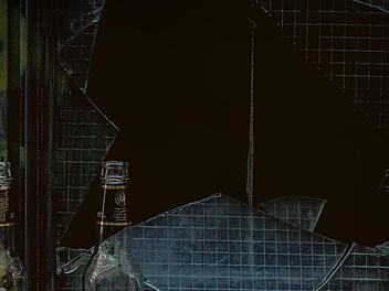 In Scheibe gefahren und dann gefl&uuml;chtet: Der Fahrer eines Kleintransporters hat am Berliner Ring im Bamberg einen Unfall verursacht. Symbolbild: unsplash.com/James Sutton