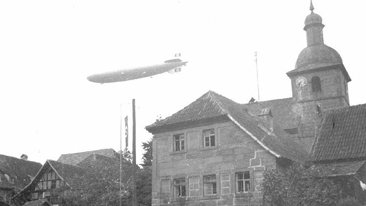Kurz vor Kriegsausbruch überflog dieser Zeppelin den Ort Hafenpreppach, eine Sensation für die Bewohner. FOTO: SCHMIDT