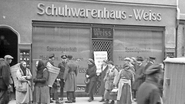 Schon im März 1933 wurde in Coburg zum Boykott jüdischer Geschäfte aufgerufen. Den Ladeninhabern wurde nahegelegt, zu schließen, weil ihre Sicherheit nicht garantiert werden könne. Foto: Initiative Stadtmuseum