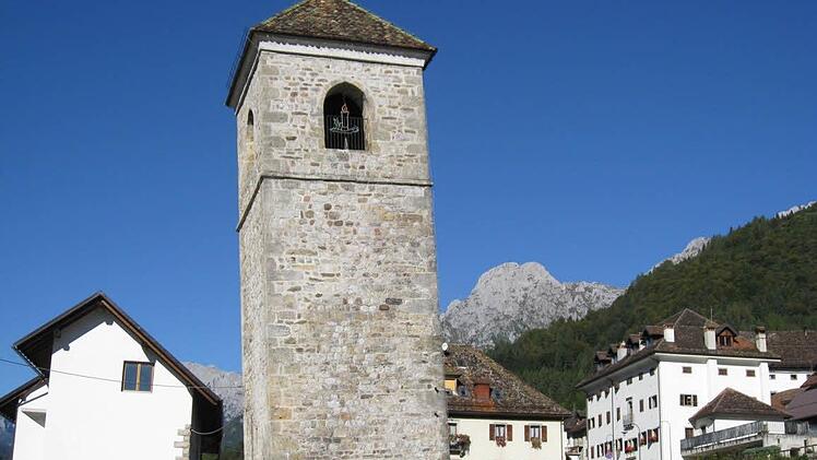 Der Kirchturm von Prato ist genauso schief wie der Turm von Pisa, nur ein bisschen weniger bekannt. Fotos: privat