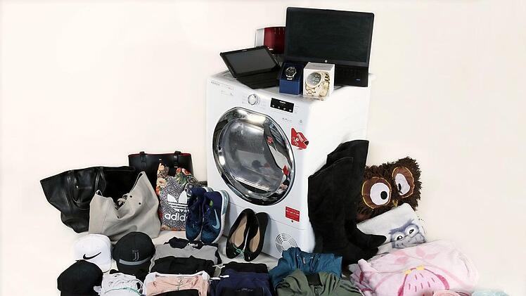 Diese Gegenstände wurden sichergestellt. Foto: Polizei