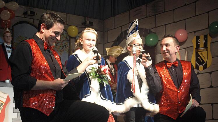 Das Kinderprinzenpaar Heidi I. und Hannes I. Foto: Susanne Deuerling