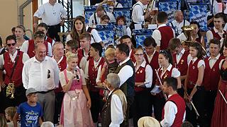 Volksfestzeit in der Oberpfalz Volksfestzeit in der Oberpfalz