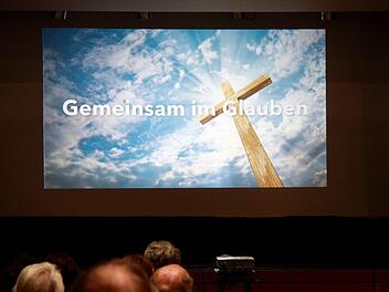 Nur gemeinsam könne man gegen die negativen Entwicklungen etwas ausrichten, da waren sich die Besucher in Großenseebach einig.  Foto: Richard Sänger