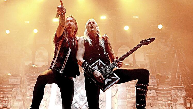 Oscar Droniak und Joacim Cans geben bei „Hammerfall“ den Ton an.