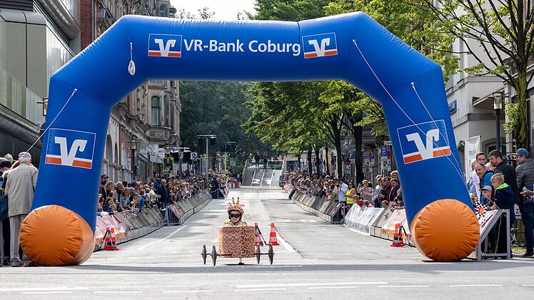 Coburg feiert Revival von legend&auml;rem Seifenkistenrennen - die sch&ouml;nsten Bilder