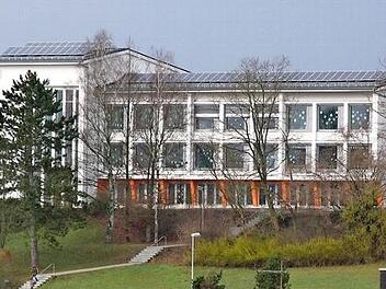 Die Erweiterung der Hermann-Grosch-Schule zwingt die Gemeinde Weitramsdorf zum Handeln.  Quelle: vs-weitramsdorf.de