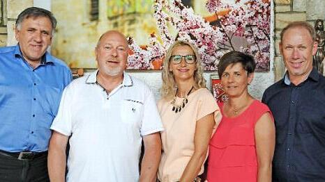 Bei der Vorstellung (v. l.): Oswald Siebenhaar, Bernd Meierhöfer, Doris Heid, Claudia Heim und Zweiter Bürgermeister Matthias Kern  Foto: wi