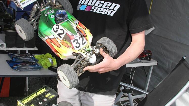 Für Sebastian Winterstein (17) sieht es gut aus: Nach dem zweiten Renntag lag er in der Kategorie Verbrennermotor und Elektroantrieb auf Platz eins. Foto: Sonja Adam