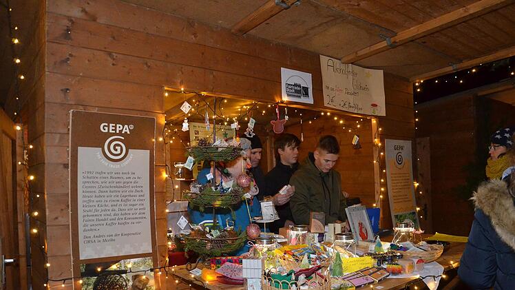 Der Weihnachtsmarkt der Realschule Ebermannstadt Foto:  Realschule