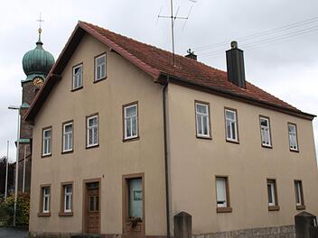 Zum Bürgerhaus soll dieses Haus in Frankenbrunn werden. Hilmar Ruppert