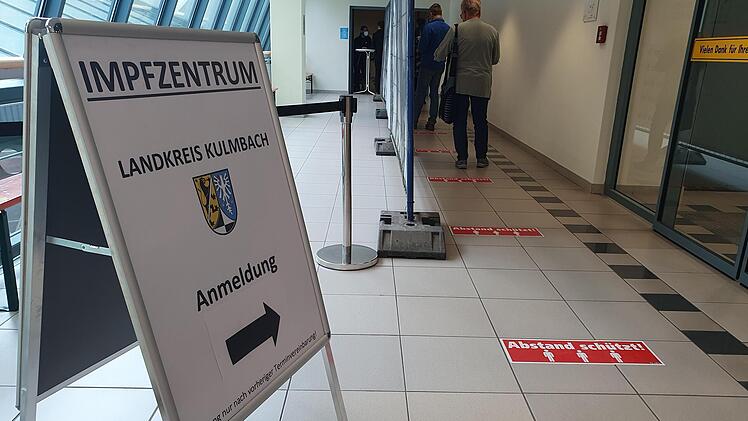 Hier geht's zum Kulmbacher Impfzentrum.