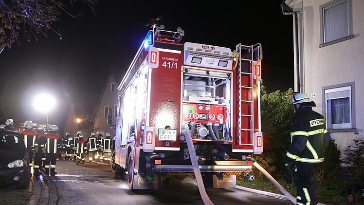 Brand einer Scheune fordert 120 Einsatzkräfte