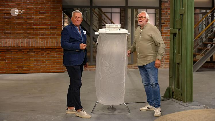 Schmuck, Silber, Porzellan - alles hat das "Bares f&uuml;r Rares"-H&auml;ndlerteam schon gesehen. Aber das? Was sollte das denn sein?