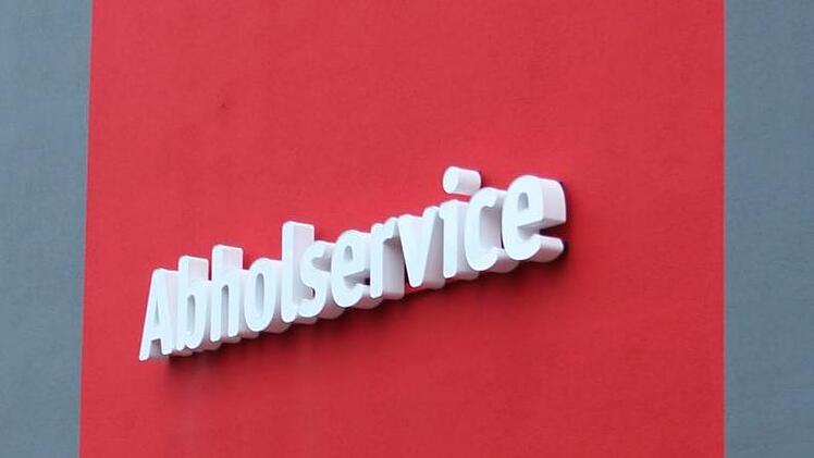 Für die Abholer gibt es im Aischpark-Center einen eigenen Eingang... Fotos: Jann Weckel