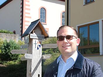 Bürgermeister Florian Atzmüller ist viel in den Gemeindeteilen unterwegs. Foto: Ralf Ruppert