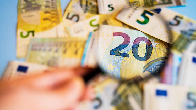 Geld, Euro, Nettogehalt