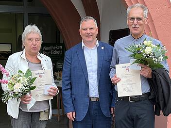 Volkach: F&uuml;r ihr ehrenamtliches Engagement - Stadt zeichnet verdiente B&uuml;rger aus