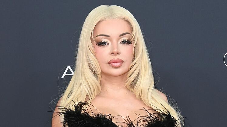 Katja Krasavice hat auf Instagram erklärt, wieso sie keine eigenen Kindern haben möchte.