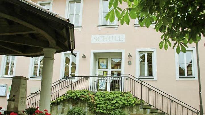 Mietfreie Nutzung: Der Schulverband Kirchlauter muss für die Räume in Neubrunn nichts bezahlen, was sich auch auf den Haushalt von Breitbrunn auswirkt.Foto:Ralf Kestel