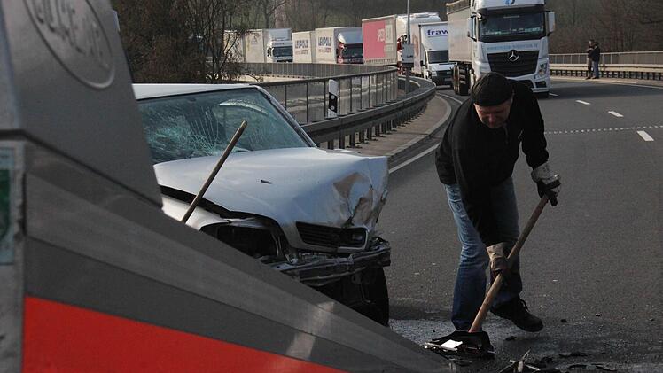 Unfall auf der B 303. Foto: Marco Meißner