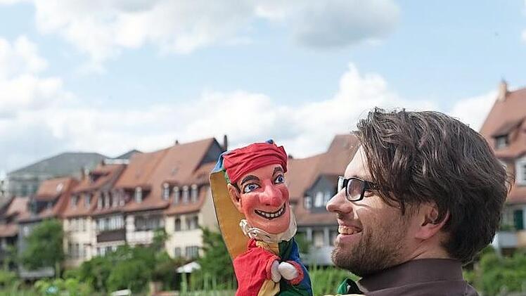 Florian Herrnleben lässt das Bamberger Kasperl am morgigen Sandkerwadonnerstag eine Uraufführung erleben. Foto: Pia Nagel